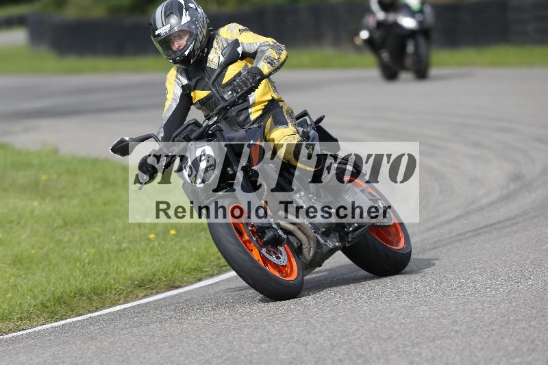 /53 16.09.2025 Track Day Domi Aegerter ADR/Gruppe gruen/54
